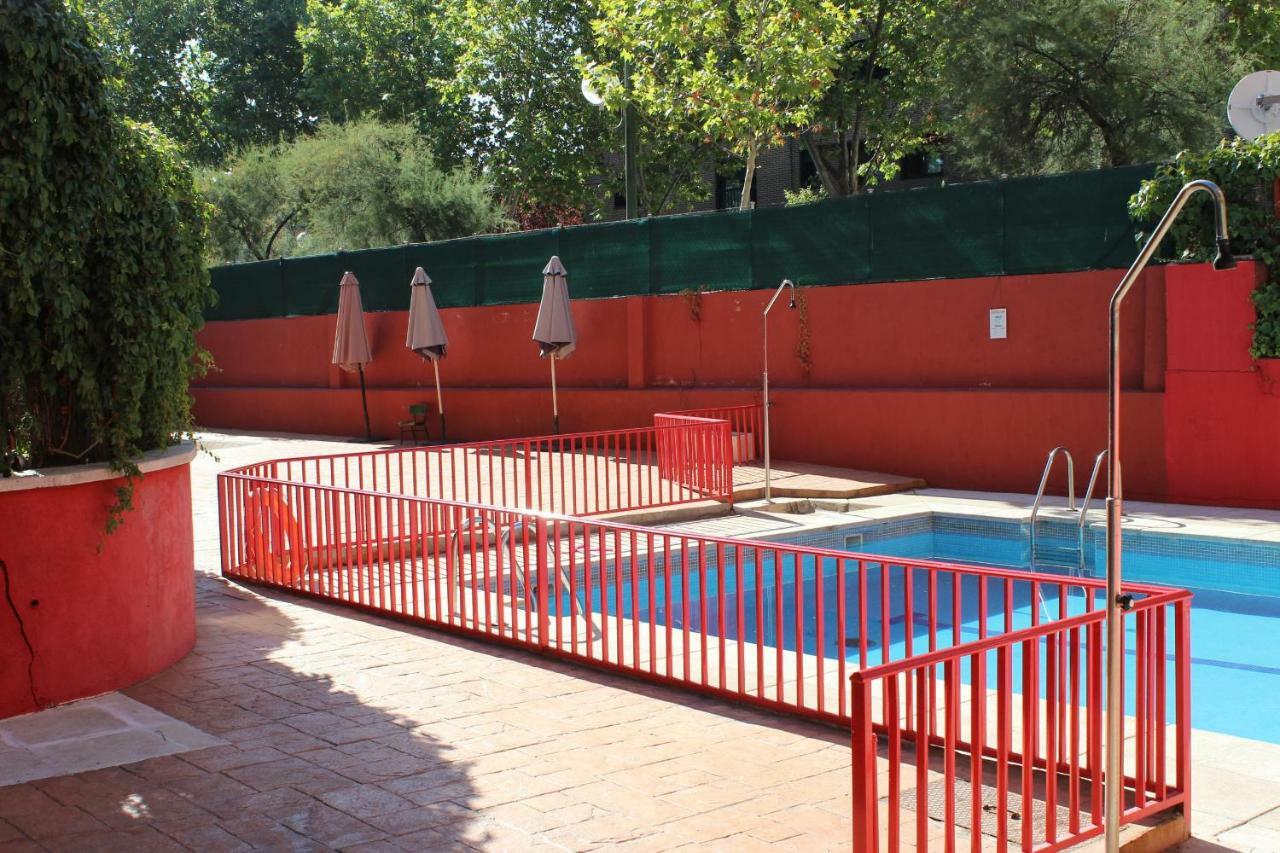 Apartamento Vivienda Familiar con Jardin junto a Ifema Madrid Exterior foto