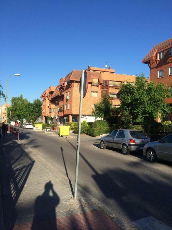 Apartamento Vivienda Familiar con Jardin junto a Ifema Madrid Exterior foto