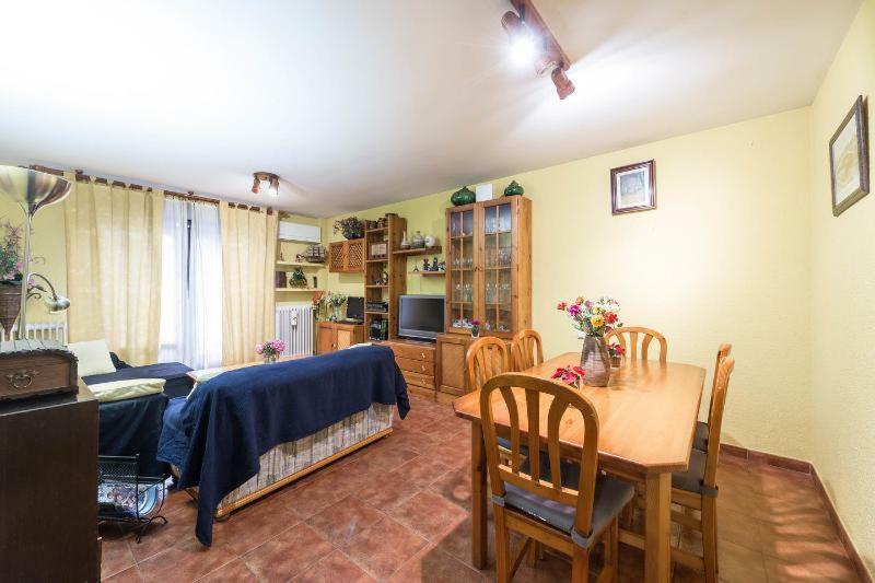 Apartamento Vivienda Familiar con Jardin junto a Ifema Madrid Exterior foto