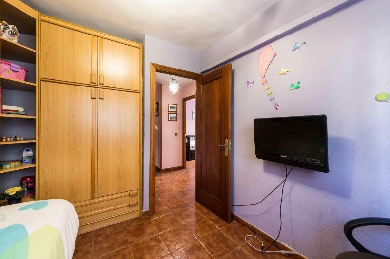 Apartamento Vivienda Familiar con Jardin junto a Ifema Madrid Exterior foto