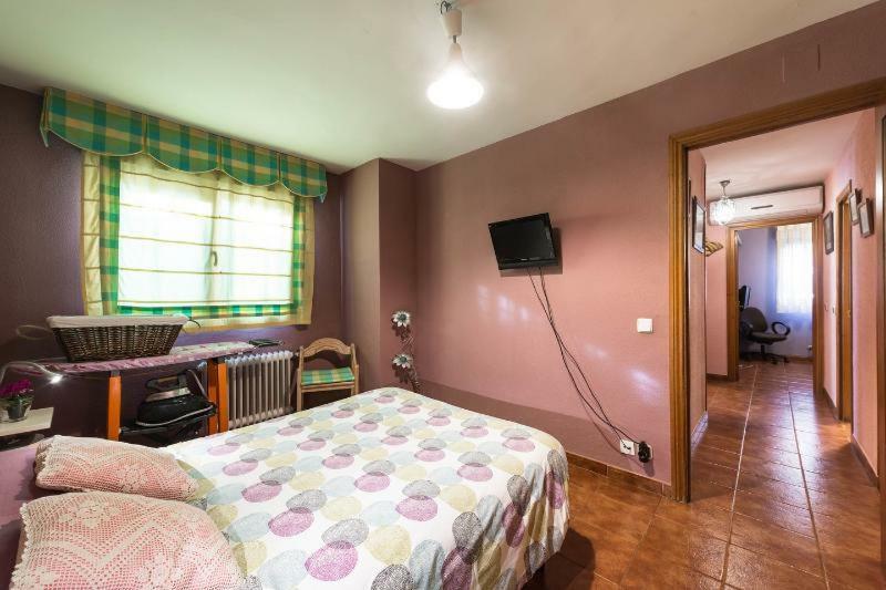Apartamento Vivienda Familiar con Jardin junto a Ifema Madrid Exterior foto